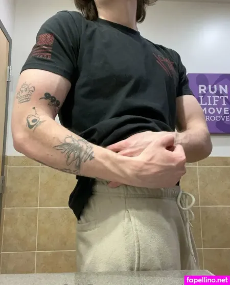 Carterchasefree OnlyFans Thumbnail #T2zUHLRNDP