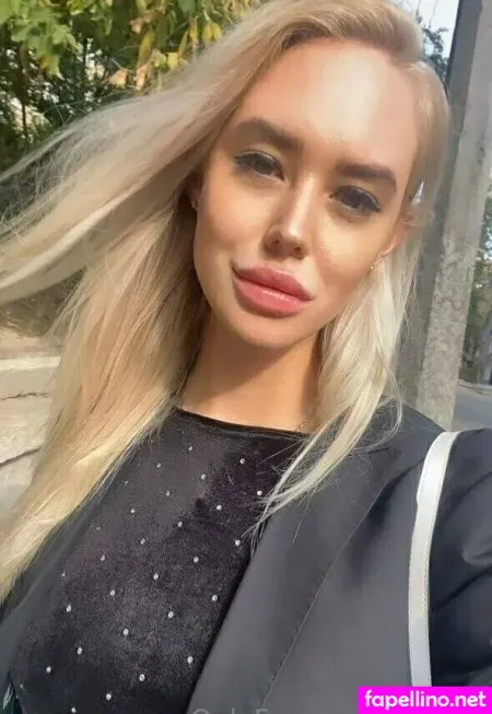 Cary C OnlyFans Thumbnail #DxedIvIC2S