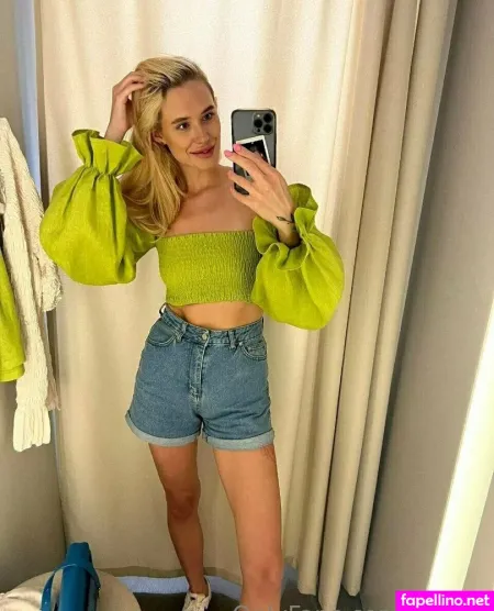 Cary C OnlyFans Thumbnail #cbfQ8aweJU