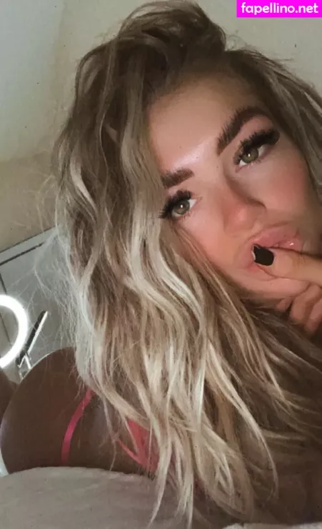 Carys Pearson OnlyFans Thumbnail #NSQ4AGiIKg