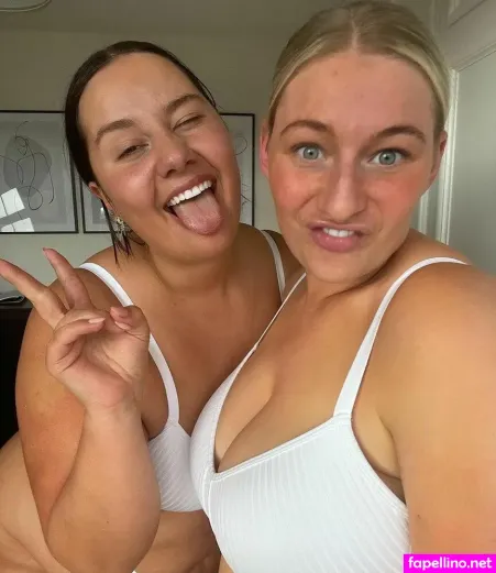 Carys Whittaker OnlyFans Thumbnail #KVk1rbZtnu