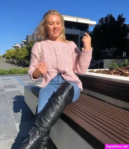 Casee Brimblecombe OnlyFans Thumbnail #FY4WxFYd08