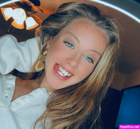 Casey Covington OnlyFans Thumbnail #rZoWom3GYa