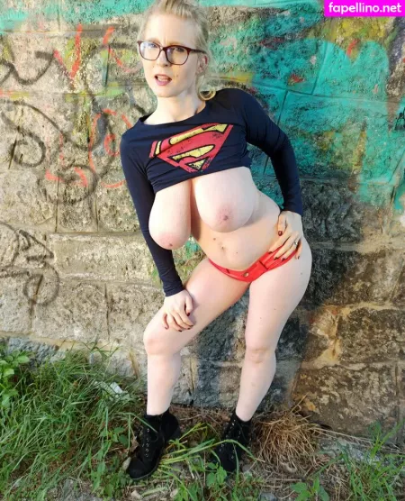 Casey Deluxe OnlyFans Thumbnail #1FO4zlXR1J