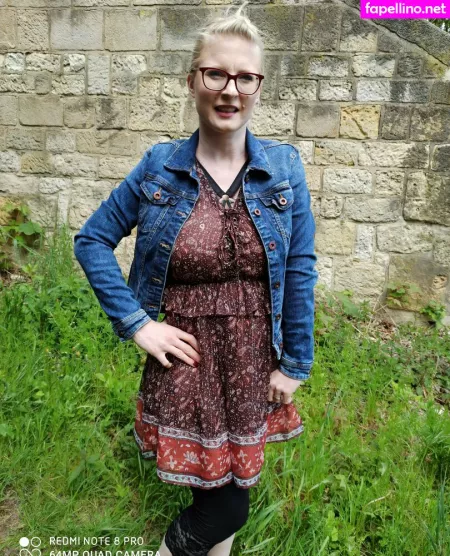 Casey Deluxe OnlyFans Thumbnail #BMD6t1Tr19