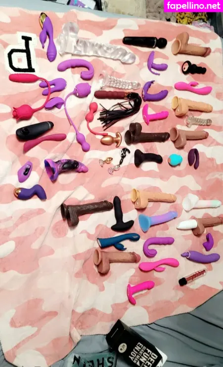 Casey Firekesfree OnlyFans Thumbnail #D3oEQSlUqh