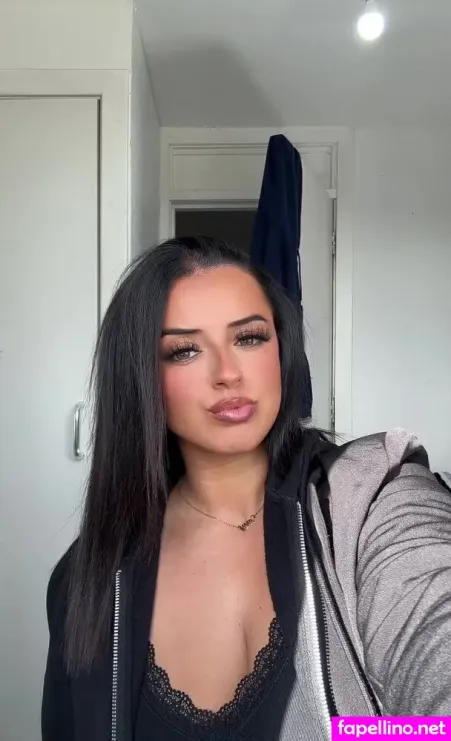 Casey Penmann OnlyFans Thumbnail #nCfZh4qDeV