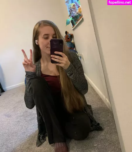 Casey The Gamer OnlyFans Thumbnail #cE6ev5psDi