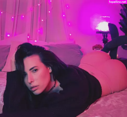 Caseycalvertxxx OnlyFans Thumbnail #T7Hvc1yH34