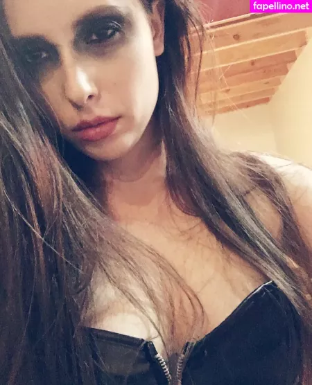 Caseycalvertxxx OnlyFans Thumbnail #aALl7b4rHt
