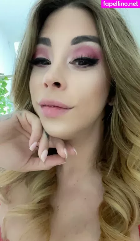 Caseykissesxoxo OnlyFans Thumbnail #O0RQxZKHND