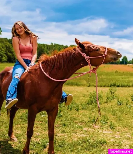 Caseyrose80 OnlyFans Thumbnail #CAHlrdJZNB