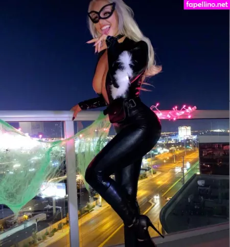 Cass Holland OnlyFans Thumbnail #YlVUnC9lKb