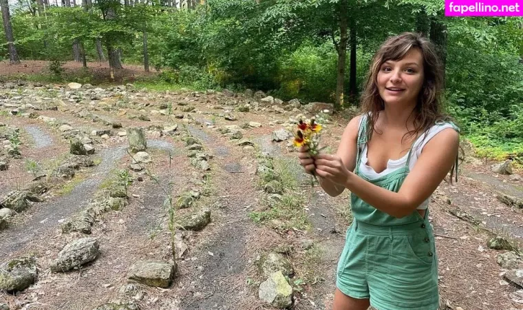 Cassady Mcclincy OnlyFans Thumbnail #AGEPRjLmoB