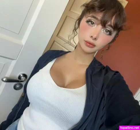 Cassandracassandra Main Profile Photo