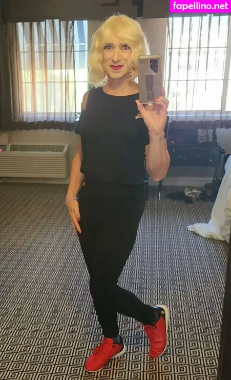 Cassandralovit OnlyFans Thumbnail #ICtxN5xGob