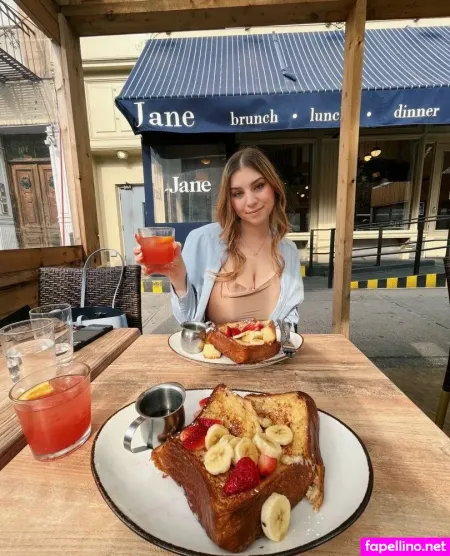 Cassia R OnlyFans Thumbnail #BSDAlbx31V