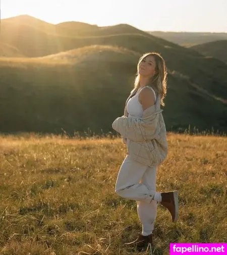 Cassidy Hornberger OnlyFans Thumbnail #NsBZqeUO2b