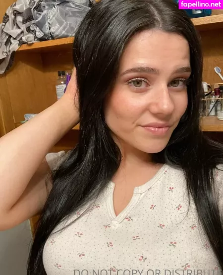 Cassidy17 OnlyFans Thumbnail #0HsKcKnhoP