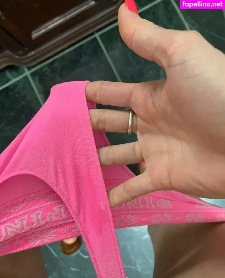 Cassie Bender OnlyFans Thumbnail #2iZGKFxhR4