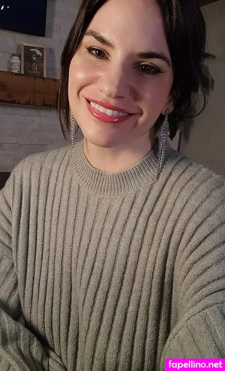 Cassie Cross OnlyFans Thumbnail #WHcVNelpVG