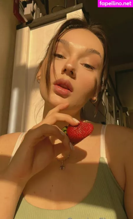 Cassie Flower OnlyFans Thumbnail #9tmBxGUOln