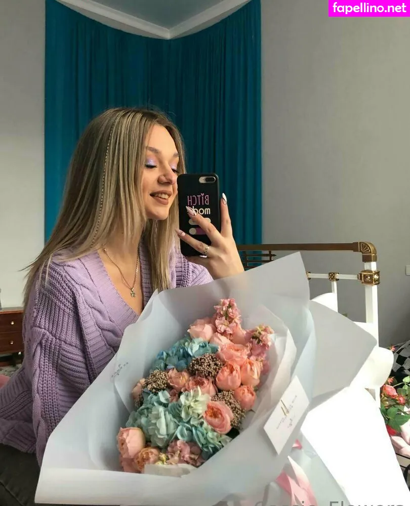 cassie_flower, cassie_flowers Nude Leaked OnlyFans Photo #SV0Cpn8d6T