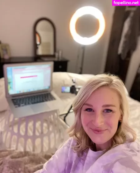 Cassie Popcorn OnlyFans Thumbnail #SXU1OfX1k1