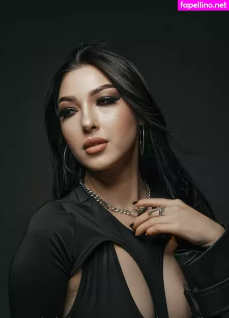 Cassie Swallows OnlyFans Thumbnail #9x5sckSL5l