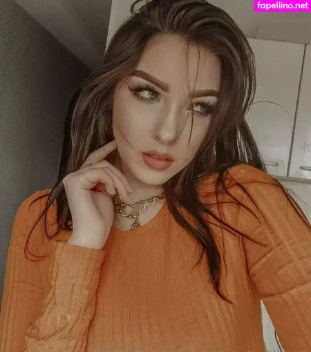 Cassie Swallows OnlyFans Thumbnail #lhozLvRVie