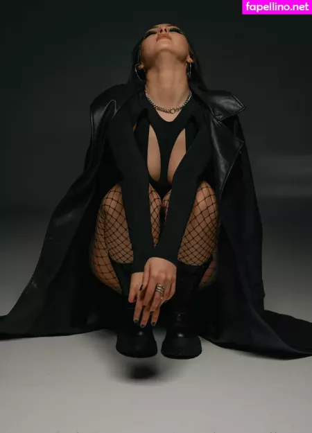 Cassie Swallows OnlyFans Thumbnail #o4BnVzksws