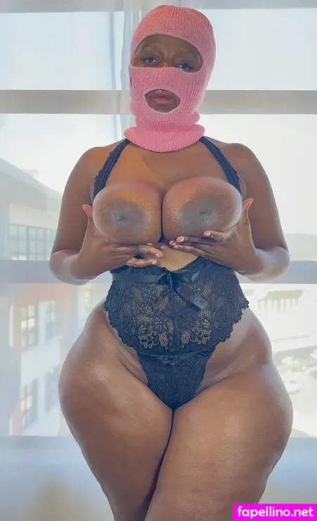 Cassiebankx OnlyFans Thumbnail #uDUTAUfTdD