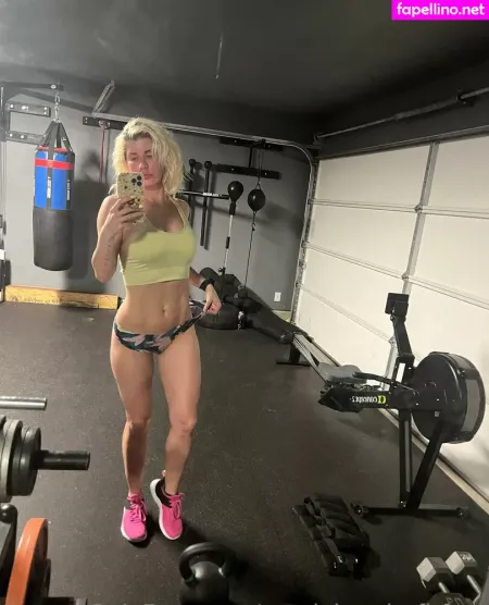 Cassiebenderfitfree OnlyFans Thumbnail #XHdKfXhGhd