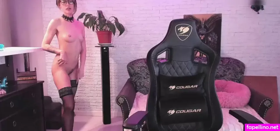 Cassy Moore OnlyFans Thumbnail #yYHOPfYZto