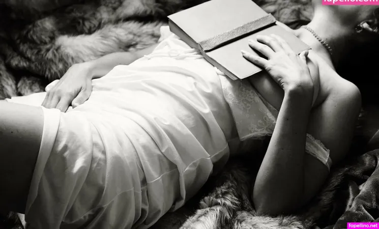 Castaliareed OnlyFans Thumbnail #SCtRZMeU2y