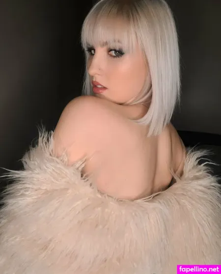 Casteelsfeels 3 OnlyFans Thumbnail #01LRPCAH55