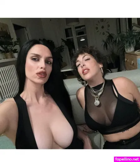 Castiza Vixens 2 OnlyFans Thumbnail #9ImFr8ueDO