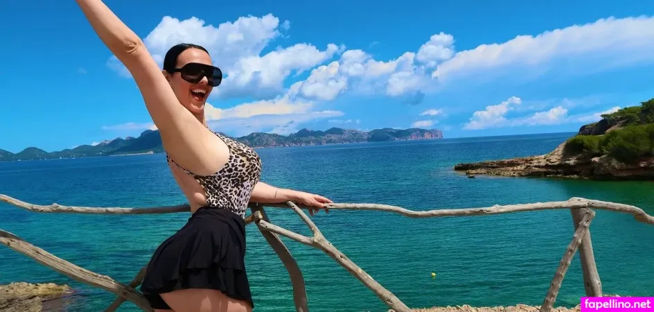 Castiza Vixens 2 OnlyFans Thumbnail #vy32mzEaxS