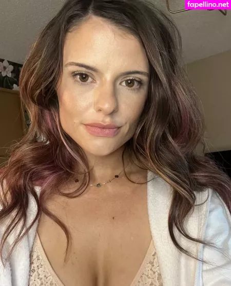 Casual Lies OnlyFans Thumbnail #QBCCE41TdY