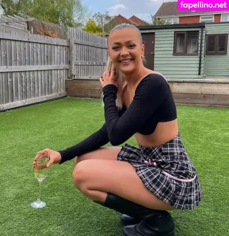 Cat Dart OnlyFans Thumbnail #Mr4pKtGRIC