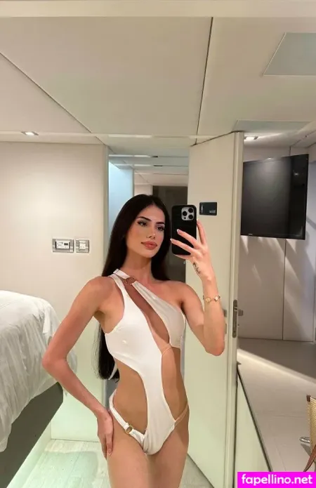 Cata Naff OnlyFans Thumbnail #IAO5u4TtBW