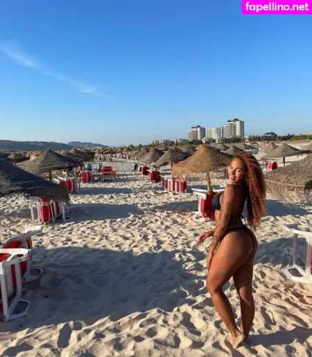 Catarina Braga OnlyFans Thumbnail #UiE45AGzuY