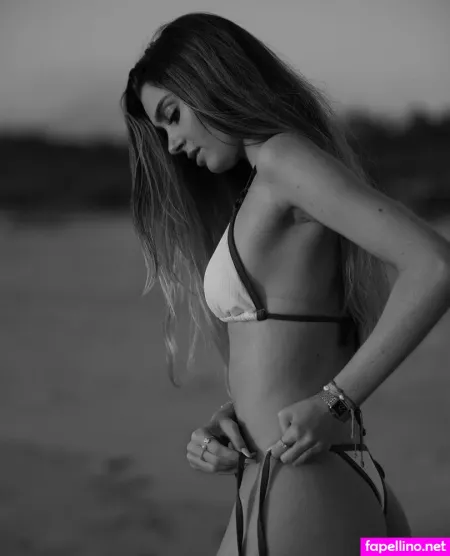 Catarina Moreira OnlyFans Thumbnail #7WzzJtAk3n