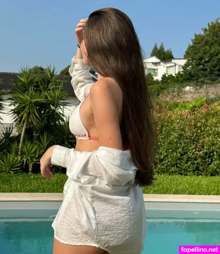 Catarina Moreira OnlyFans Thumbnail #f2kEnRo9oK