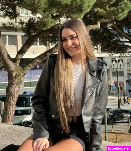 Catarina Moreira OnlyFans Thumbnail #mzn5rhtkCe