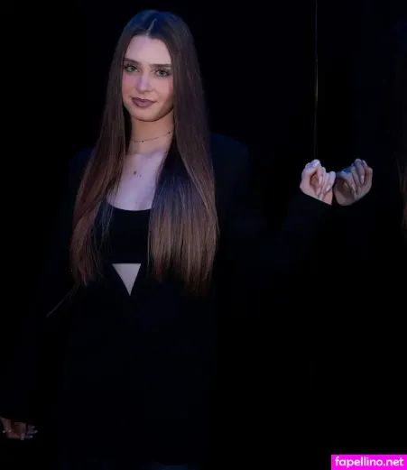 Catarina Moreira OnlyFans Thumbnail #sHExYiWAqZ