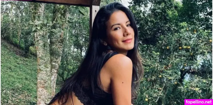 Caterin Escobar OnlyFans Thumbnail #v2CxZOtrX7