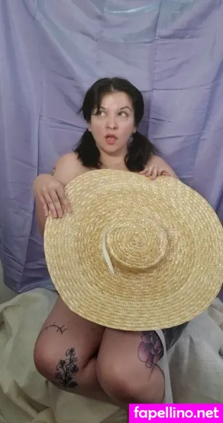 Caterpillarschalice OnlyFans Thumbnail #oiv29ONlId