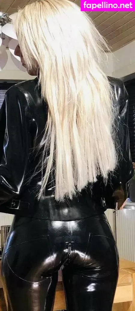 Cath28 OnlyFans Thumbnail #AQUT6RQlfj
