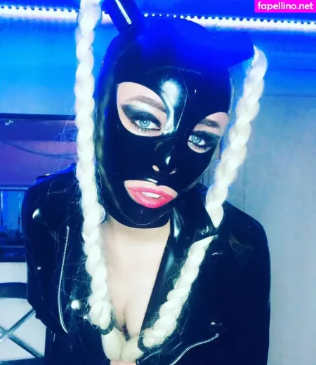 Cath28 OnlyFans Thumbnail #KsaVhoKbxp